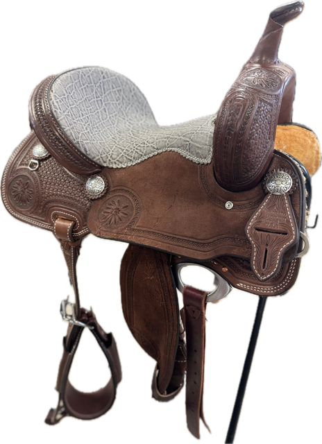 Barrel Racer w/ Gray Seat 15