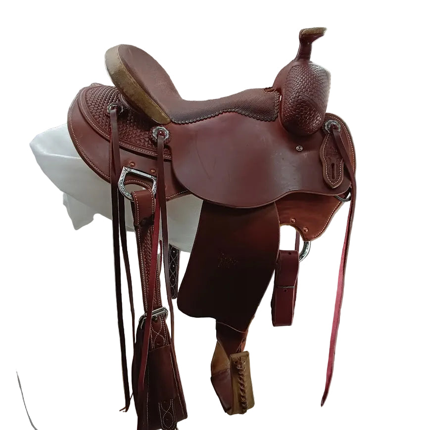Off-side saddle