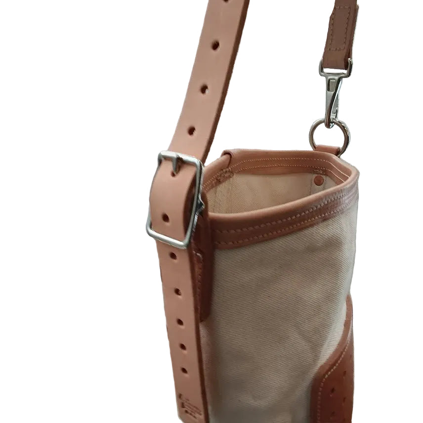 Canvas Feed Bag with Leather Bottom