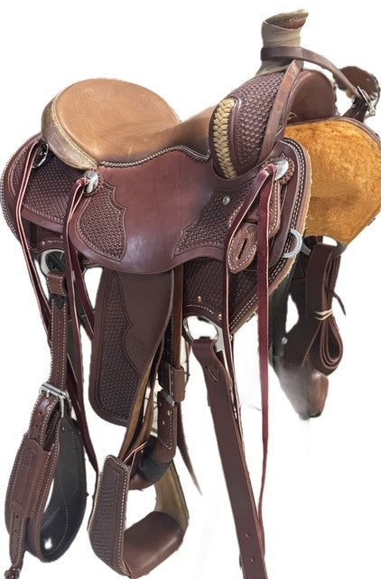 Black Hills Mahogany 15 FQH