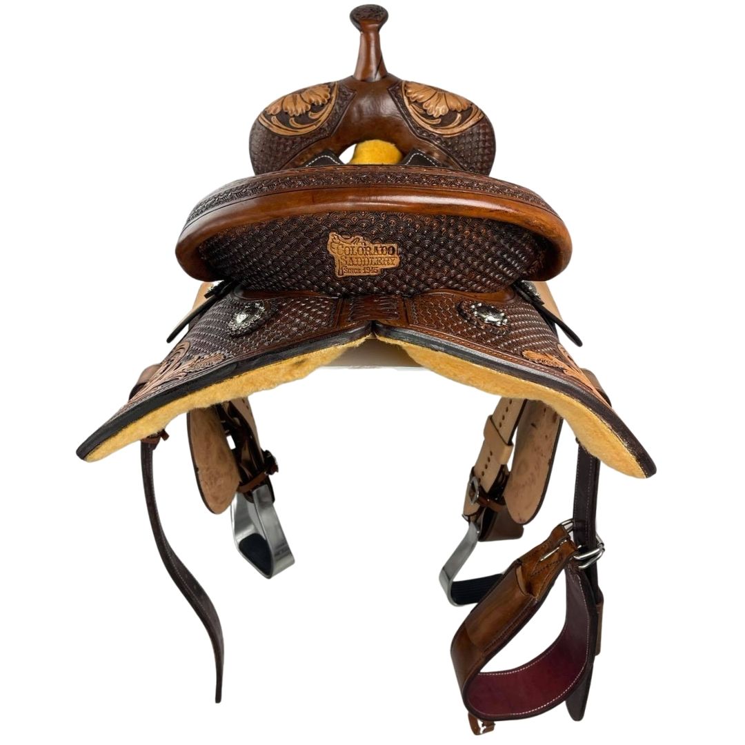 Vintage Barrel 15" Saddle