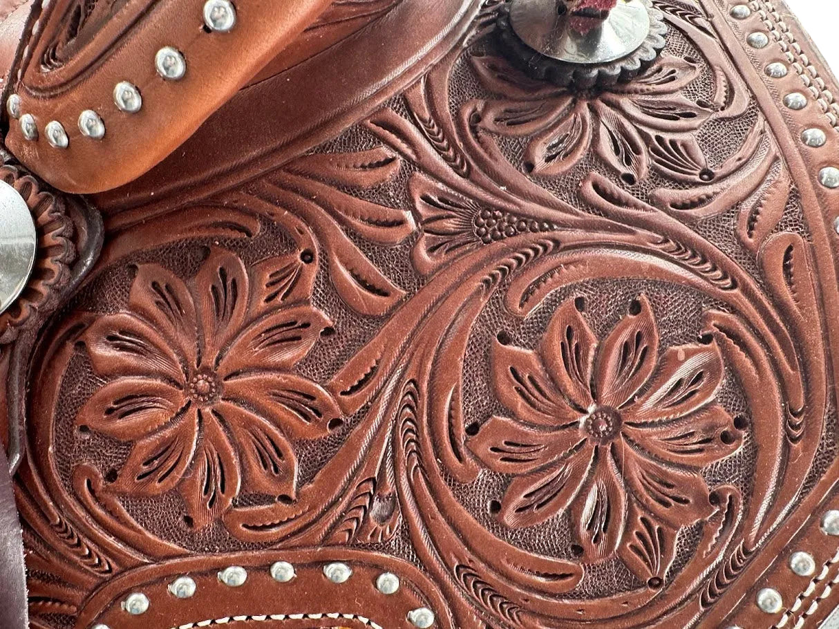 Studded Barrel Saddle 13"